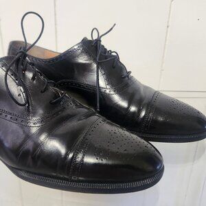 Ferragamo men's shoes 7 black cap toe oxfords Italy